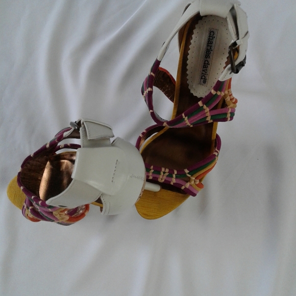 Charles and David Vero Cuoio - Picture 6 of 8